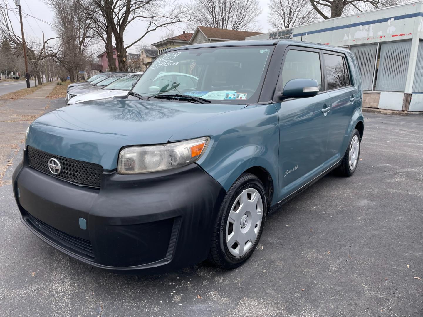 2009 blue Scion xB Wagon (JTLKE50E291) with an 2.4L L4 DOHC 16V engine, automatic transmission, located at 101 N. Main Street, Muncy, PA, 17756, (570) 546-5462, 41.207691, -76.785942 - Photo#1